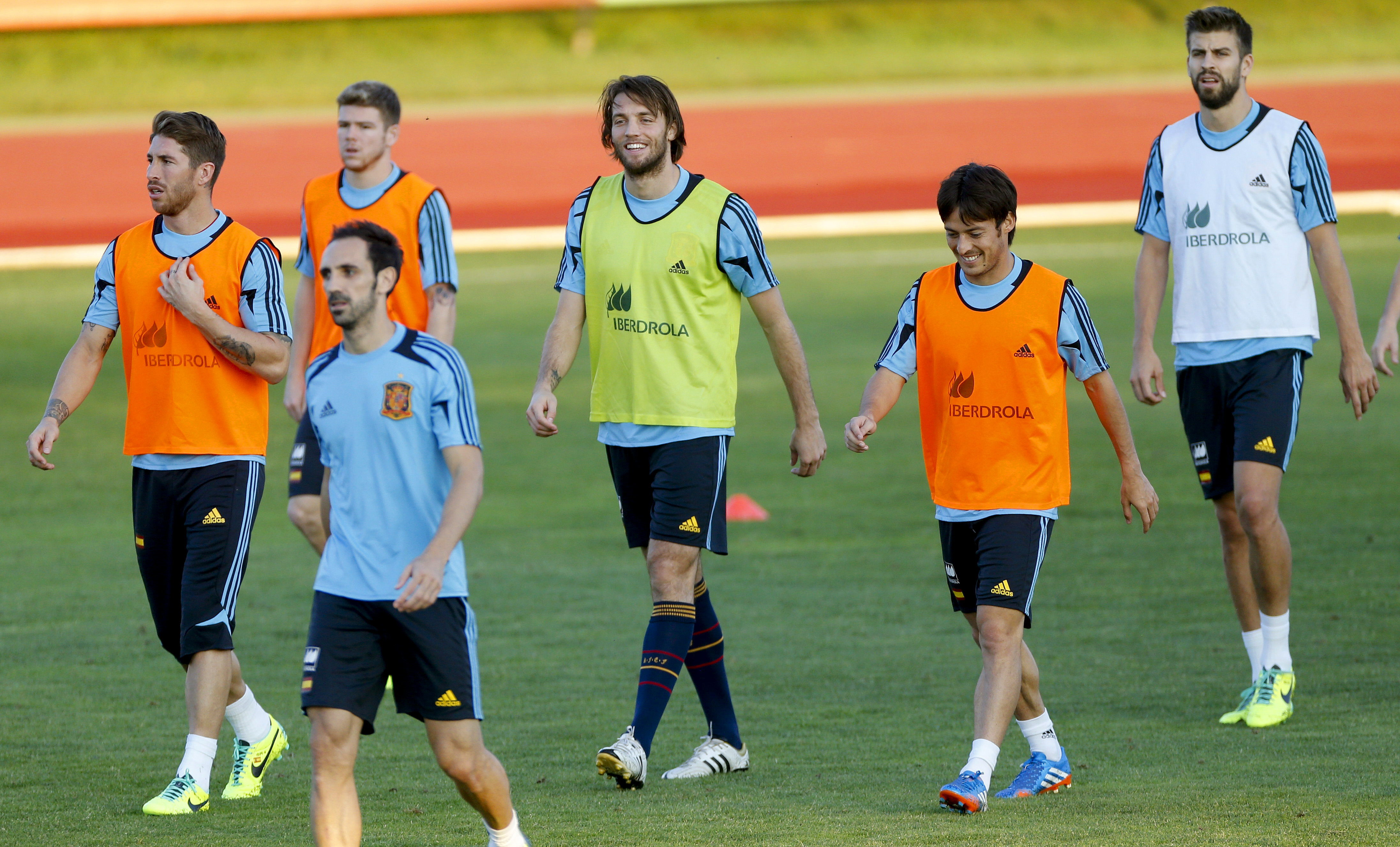 Piqué, Ramos y Arbeloa se entrenan en el gimnasio antes de viajar a Albacete
