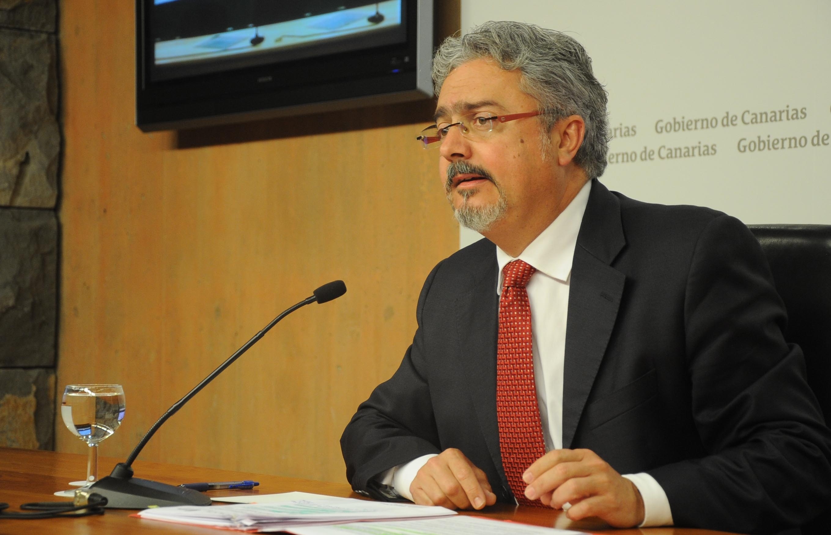Canarias advierte de que el actual sistema de financiación aumenta la «brecha» entre comunidades