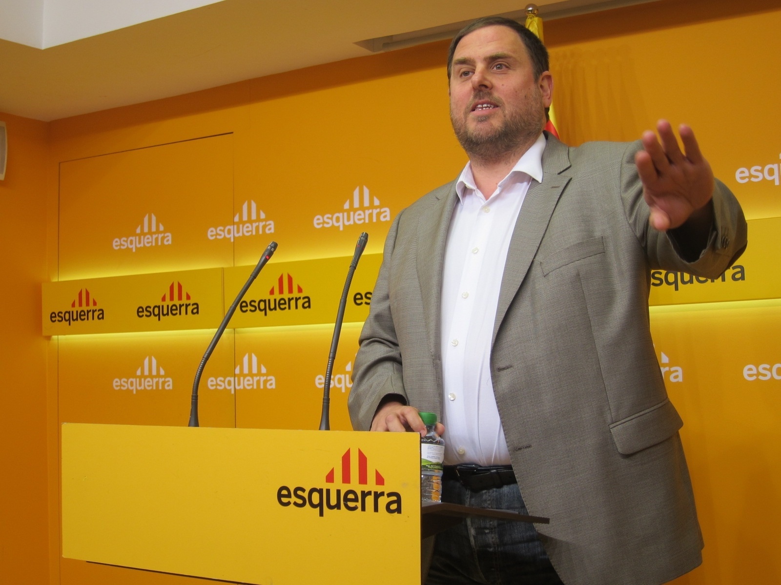 Junqueras llama cándidos e irresponsables a los que proponen terceras vías para Cataluña