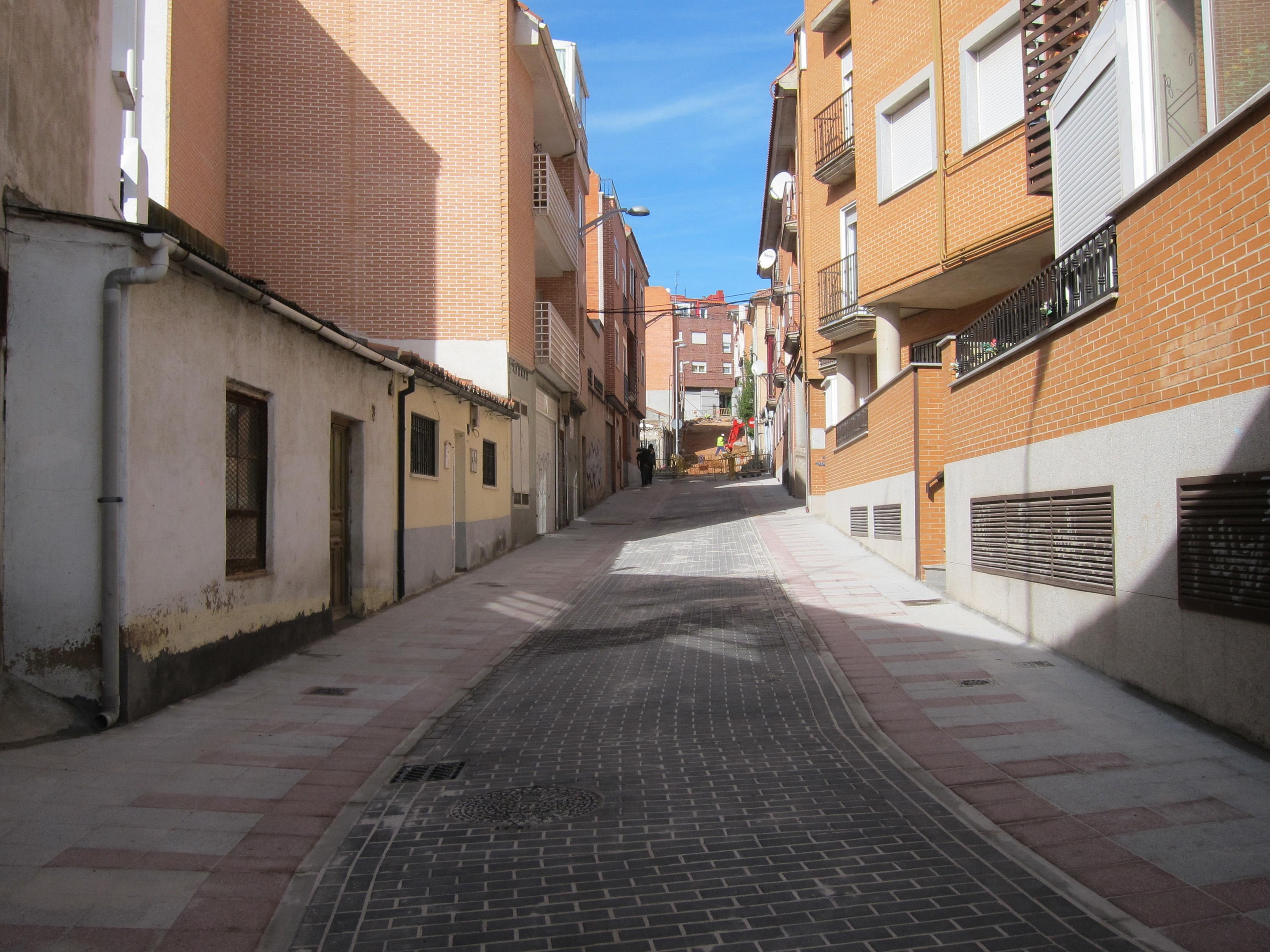 Una inversión municipal de más de 350.000 euros permitirá  la urbanización de la calle Méndez Nuñez de Salamanca