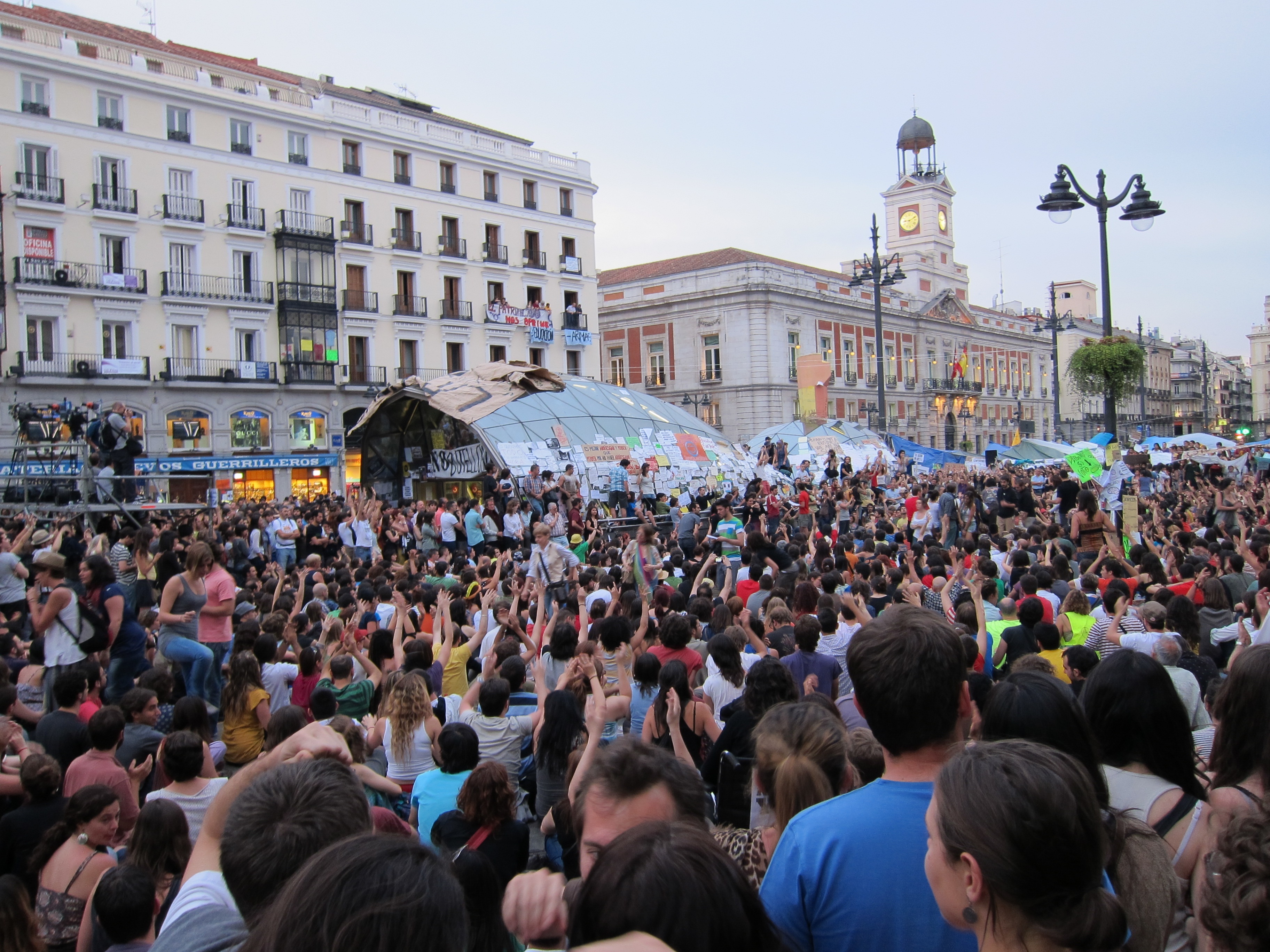 En España hay una formación política por cada 11.750 personas