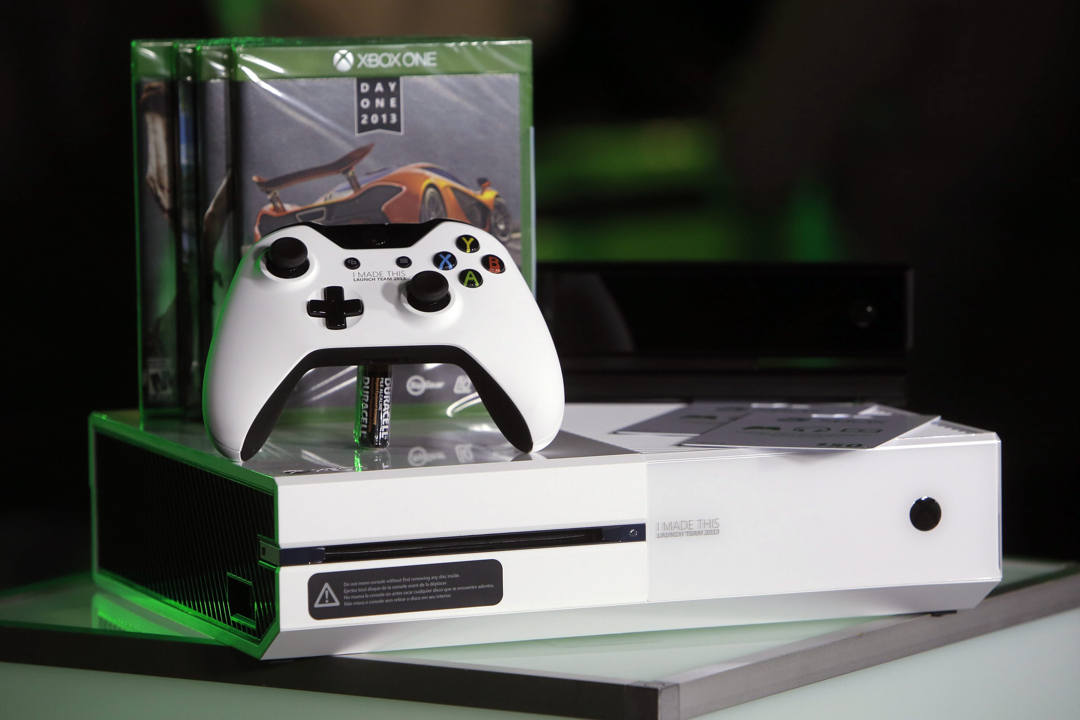 Microsoft vende más de un millón de Xbox One en menos de 24 horas