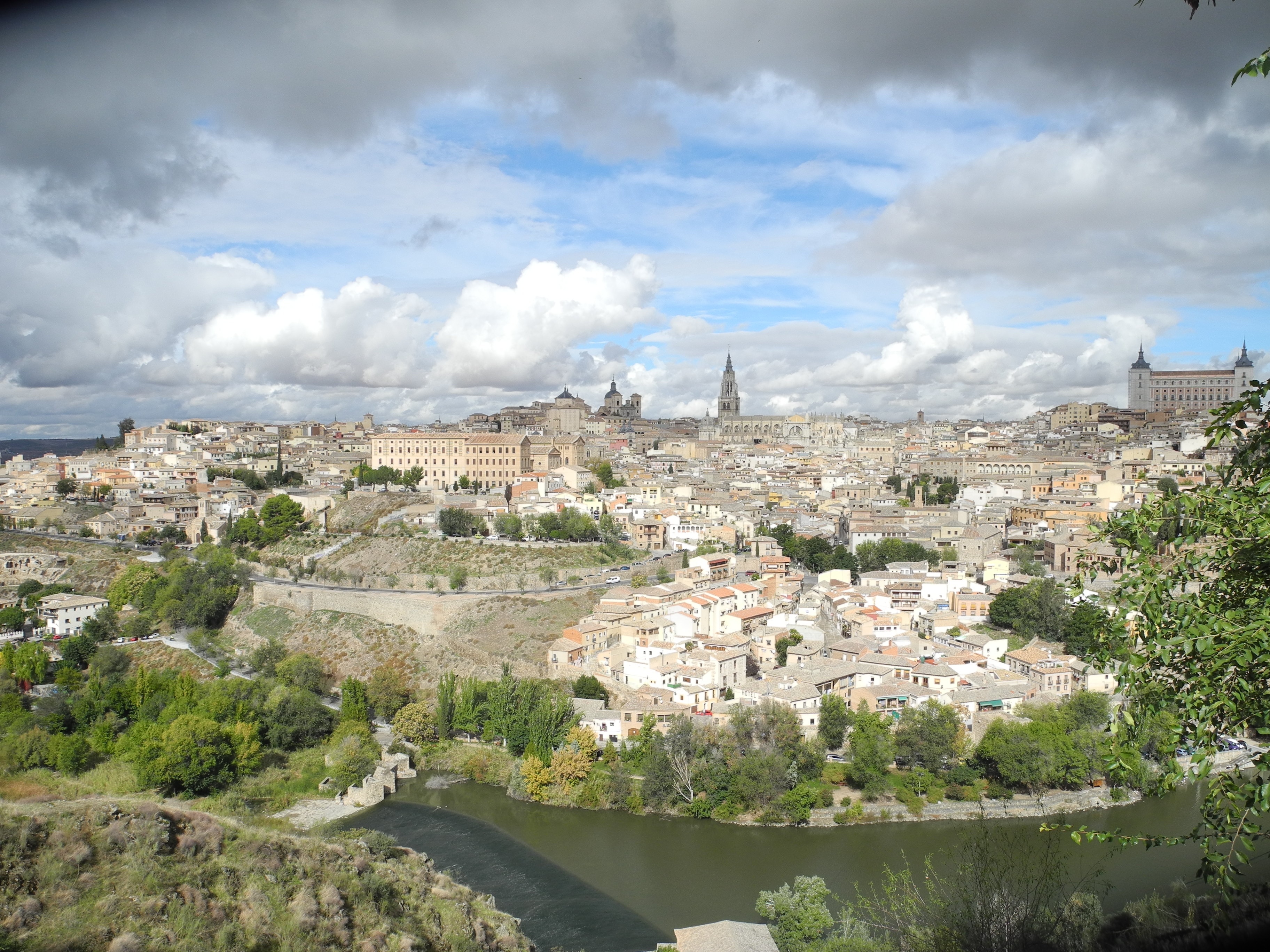 El alcalde de Toledo celebra el 16 aniversario de la ciudad dentro de la red Patrimonio de la Humanidad