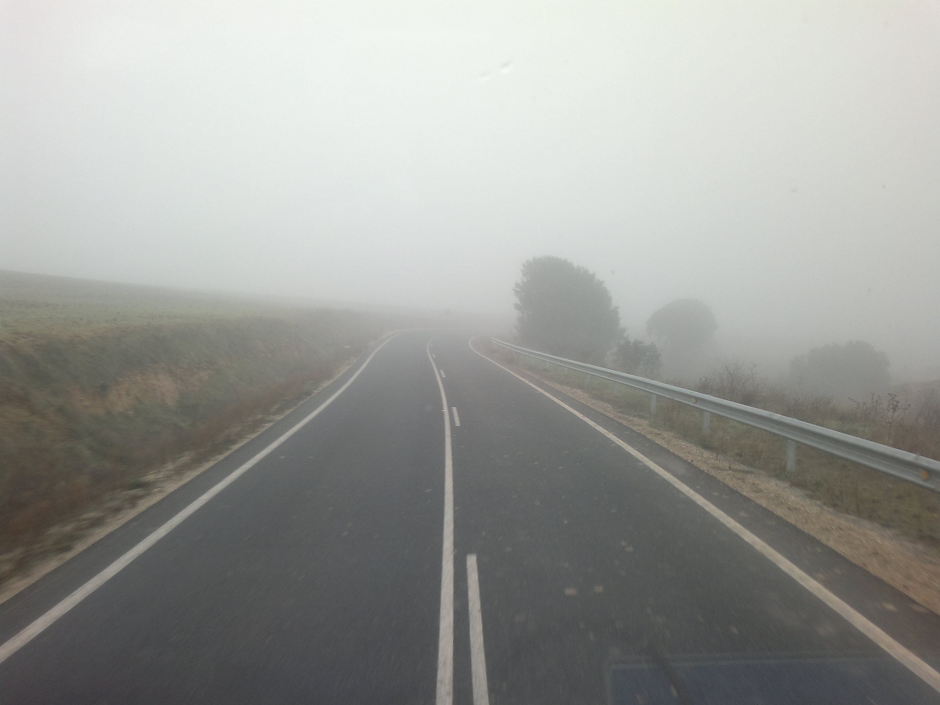 Visibilidad reducida por niebla en seis tramos de carreteras de la provincia Huesca
