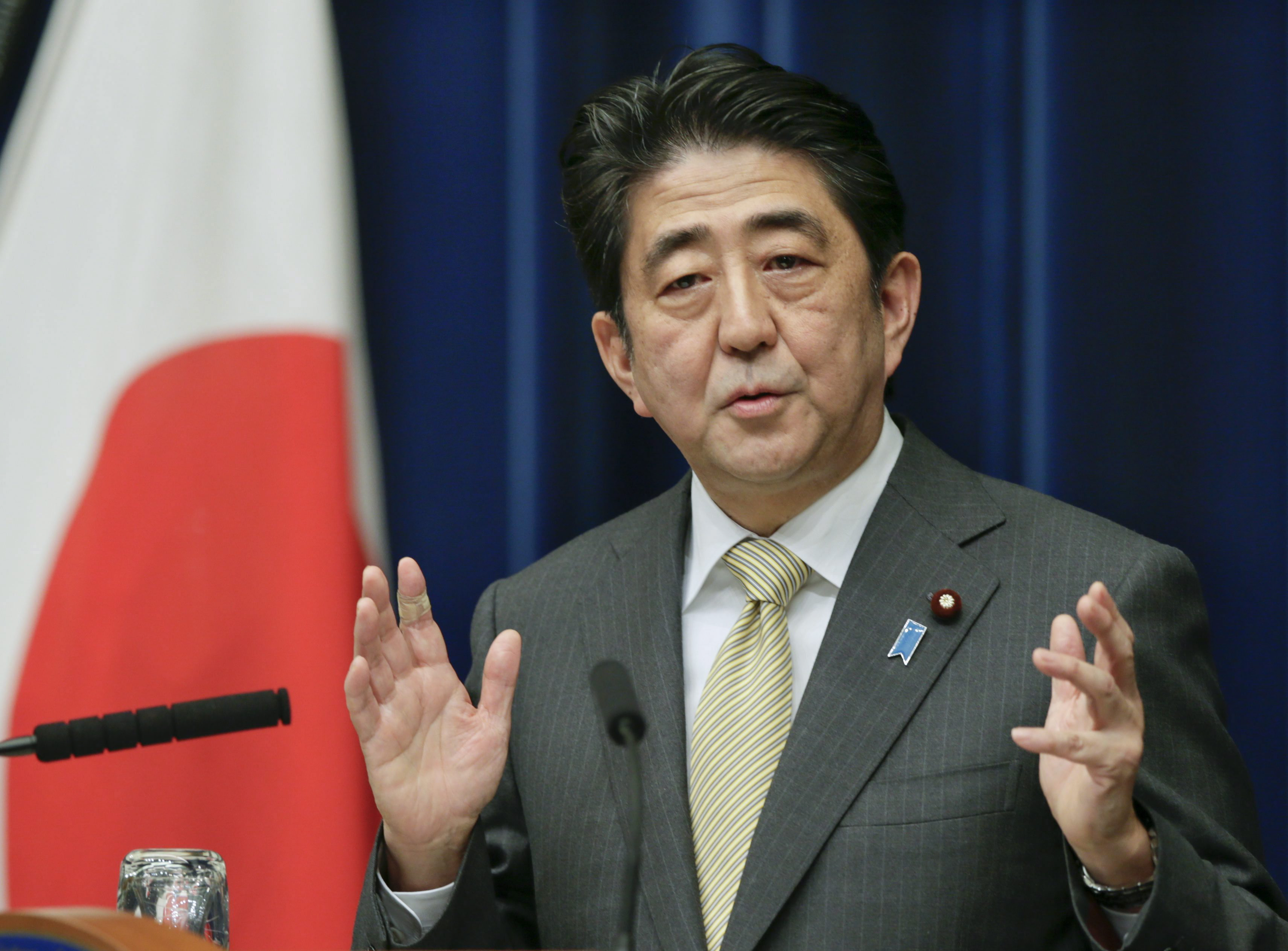 China expresa su «fuerte condena» a la visita de Abe al santuario Yasukuni