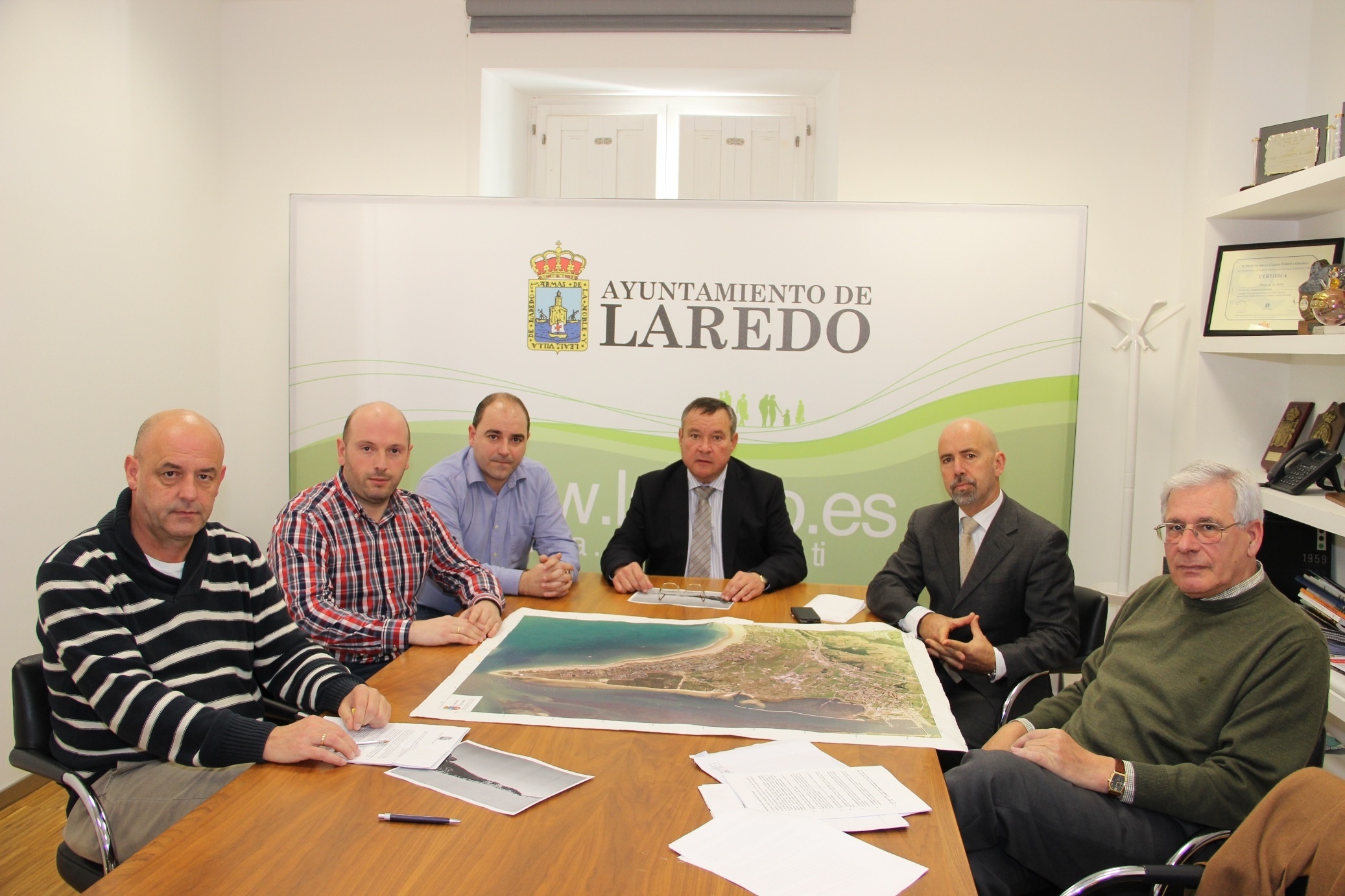 El Ayuntamiento convoca una concentración en defensa del Puntal el 2 de febrero