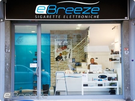 eBreeze prevé abrir 40 puntos de venta de cigarrillos electrónicos en España en 2014