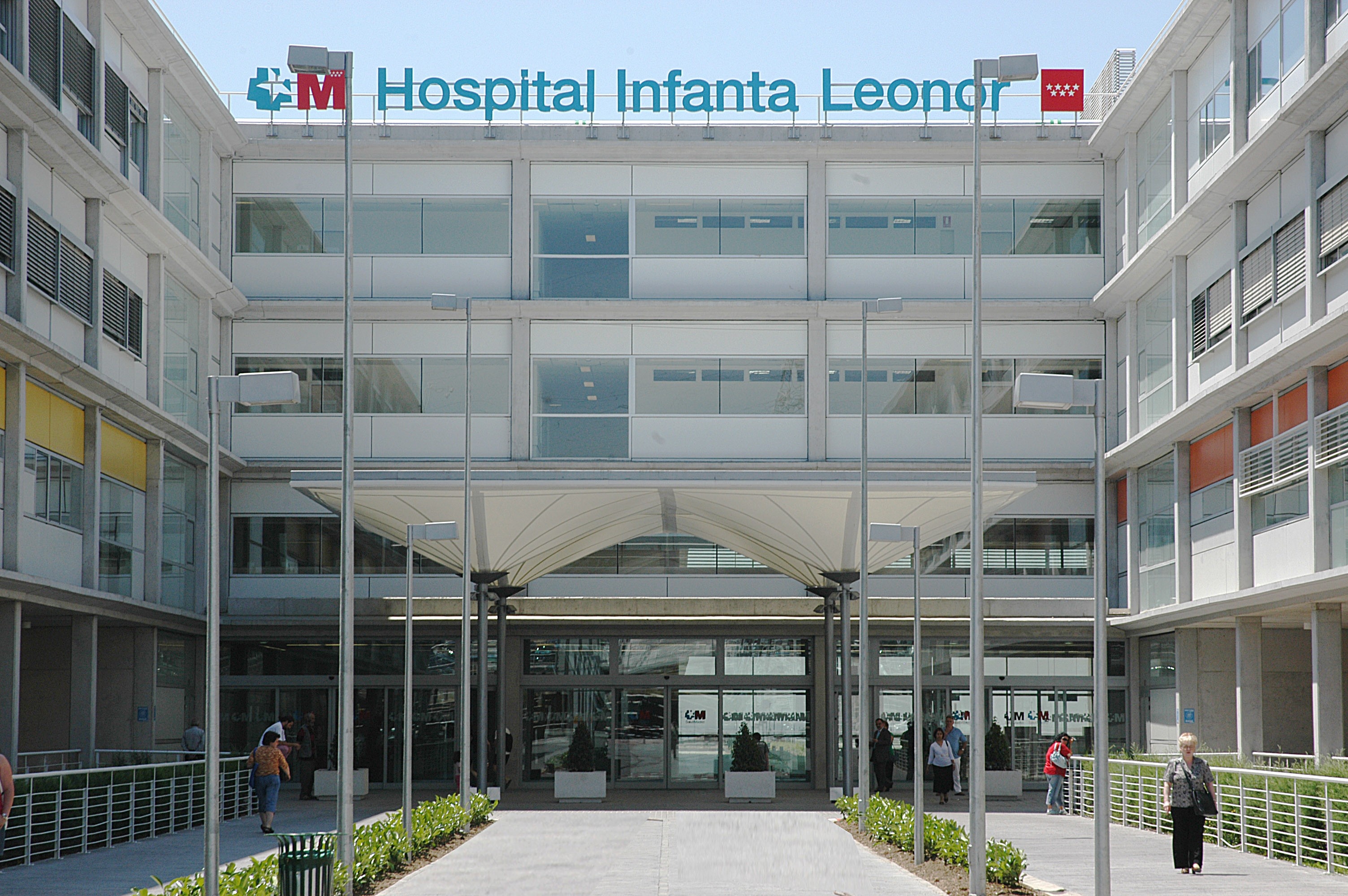Madrid amplía la duración del contrato al personal eventual de los hospitales que iban a ser externalizados