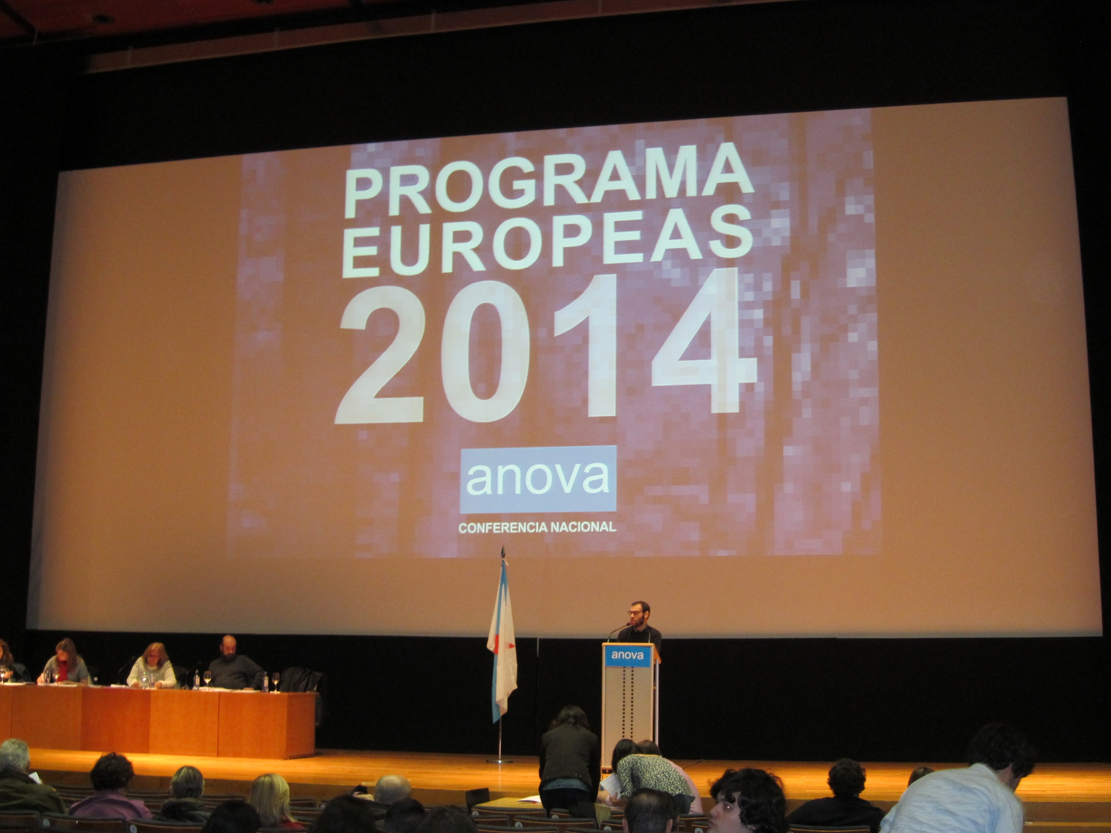 Unos 200 militantes de Anova debaten el programa de las europeas para «combatir las políticas ultraliberales de la UE»