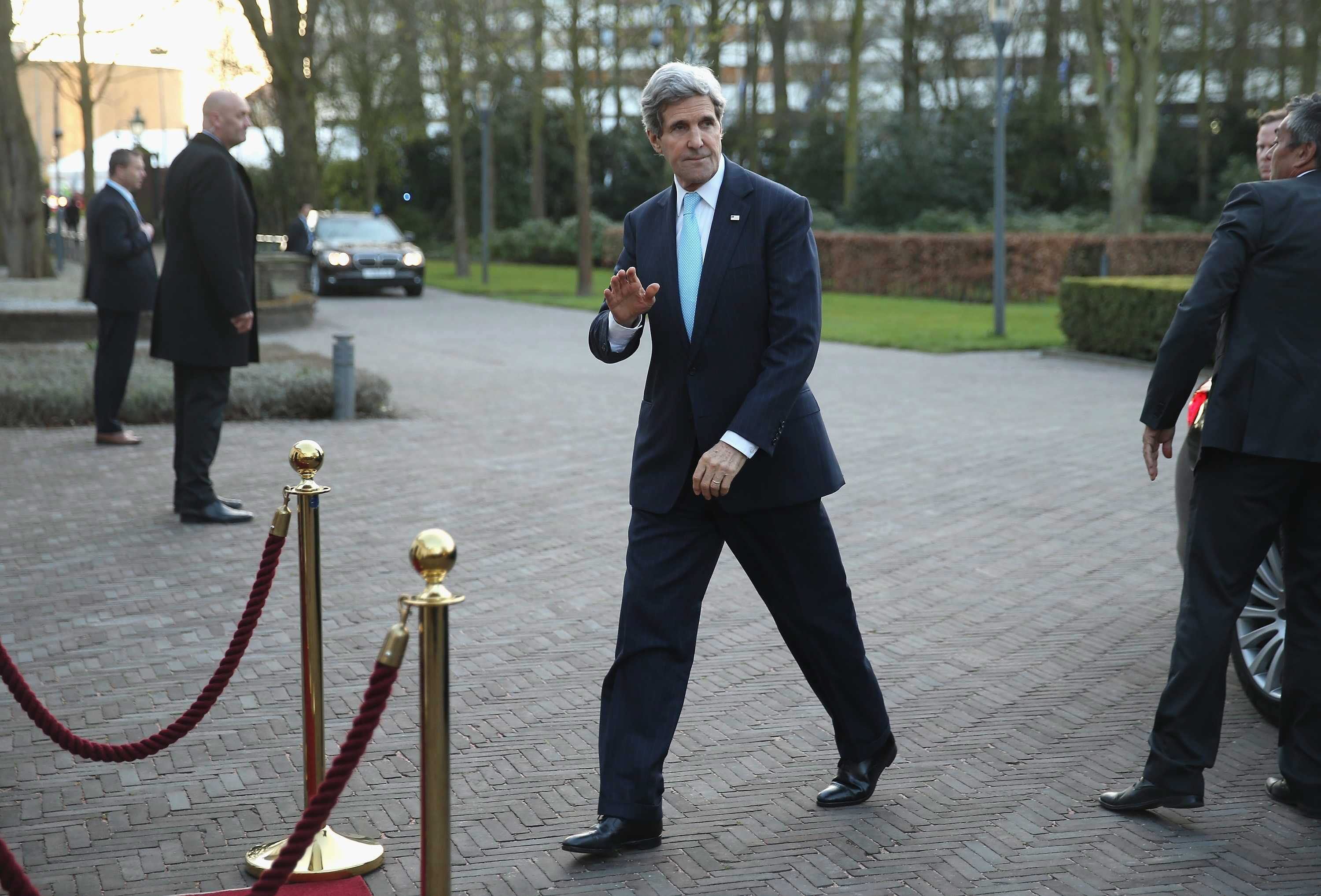 Kerry se reúne con Abás en Ammán para impulsar las negociaciones de paz