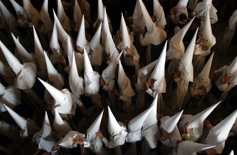 Horarios e Itinerarios de las procesiones de Badajoz en Semana Santa 2014