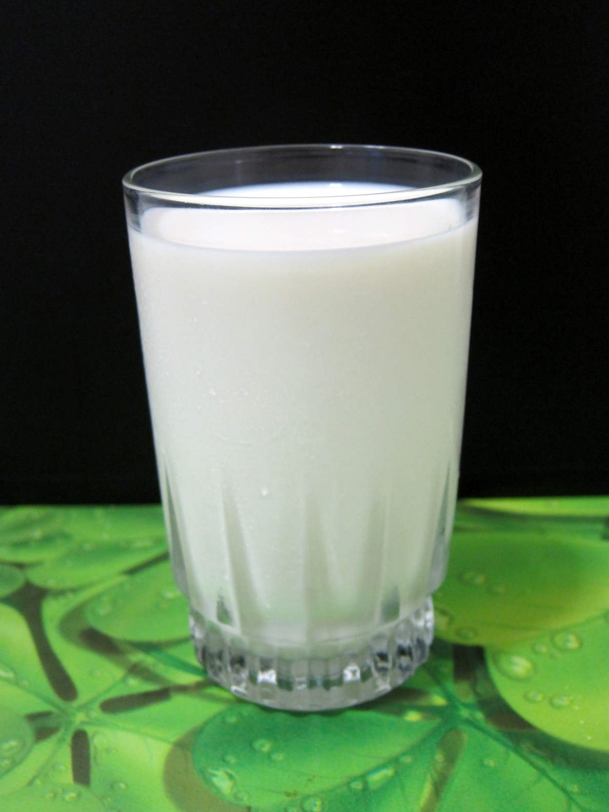 Las mujeres que toman leche pueden retrasar la artrosis de rodilla