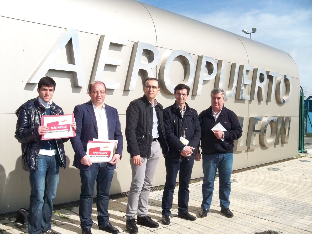 La plataforma »Más vuelos» aboga por la entrada de capital privado para potenciar el Aeropuerto de León