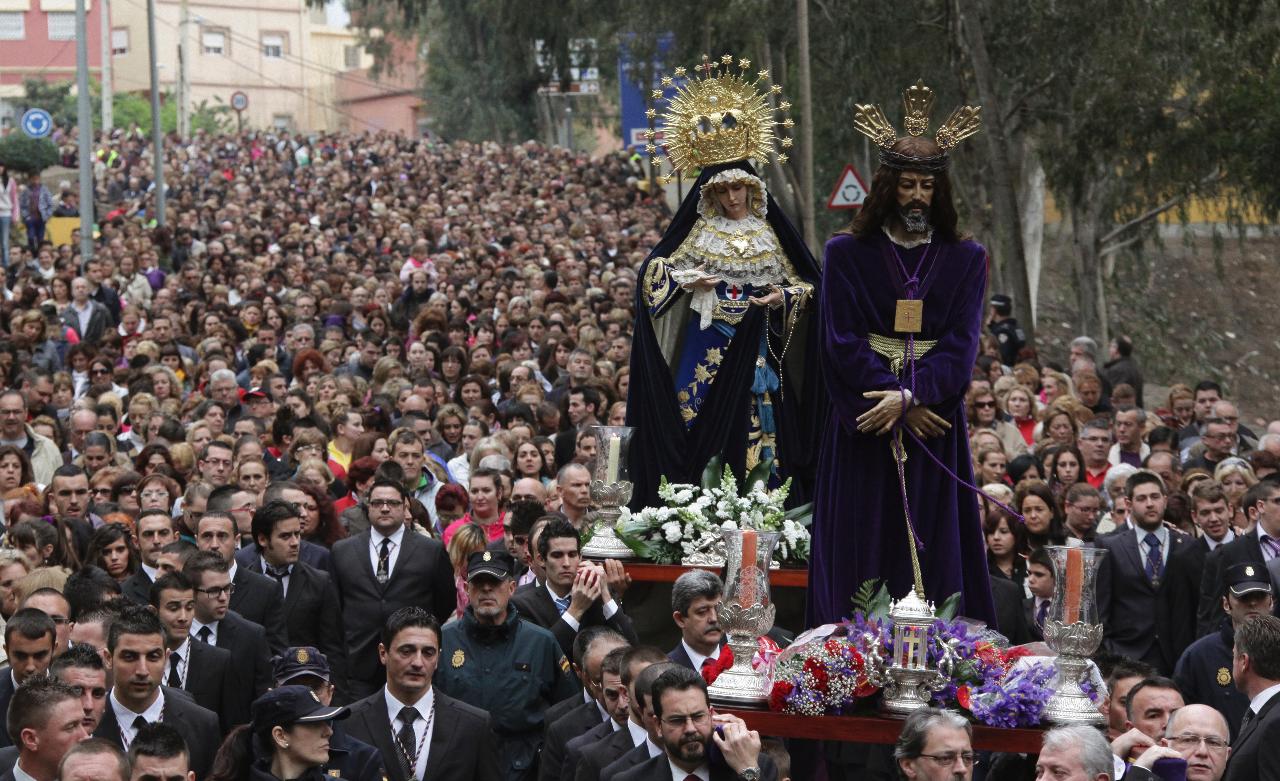 Horarios e Itinerarios de las procesiones de Ceuta en Semana Santa 2014