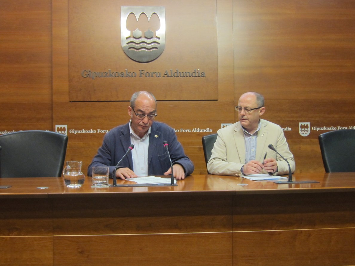 Garitano e Izagirre dicen que «se ha roto radicalmente» el acuerdo que posibilitó la integración de Kutxa en Kutxabank