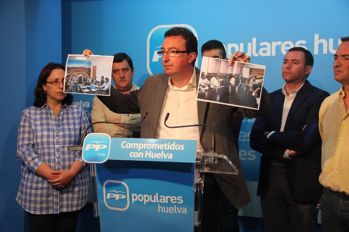 El PP critica «la desfachatez» de Díaz que «viene a hacerse la típica foto previa a elecciones»