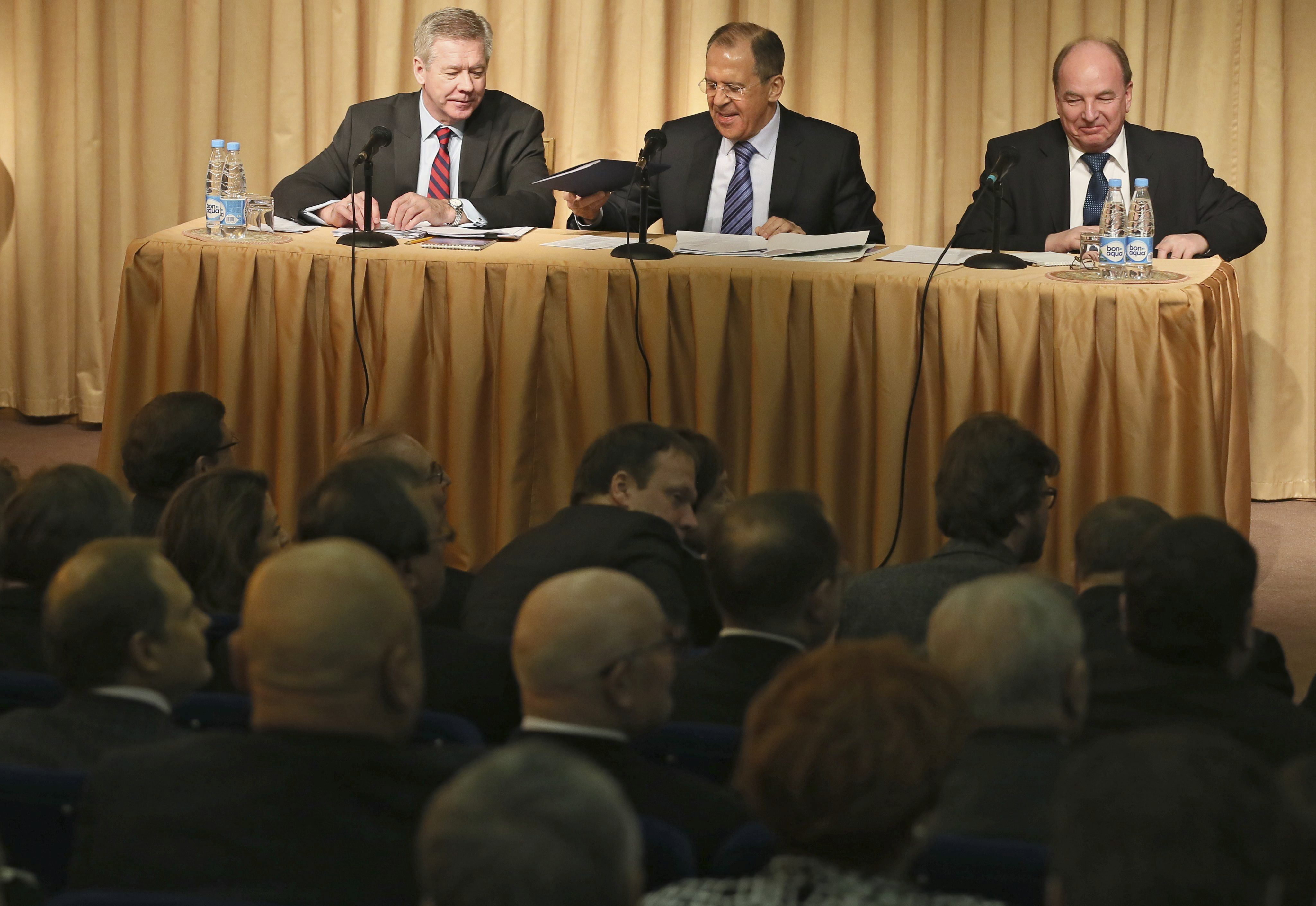 Rusia afirma que no entregará a Yanukóvich a Ucrania