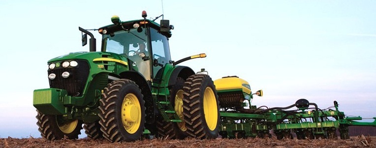 Sindicatos agrarios abogan por renovar la flota de tractores y medidas antivuelco para reducir la siniestralidad