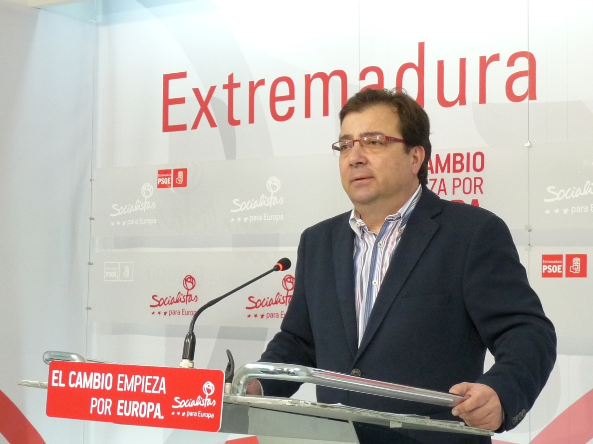 Vara apuesta por revisar el Acuerdo para el Desarrollo Energético Sostenible de Extremadura contando con los ecologistas