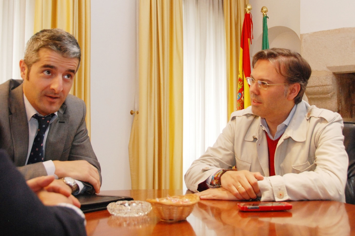BBVA en Extremadura presenta a la Fempex varios de sus proyectos corporativos