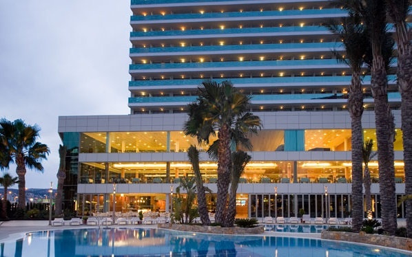 Canarias lidera el aumento de precios de hoteles en abril