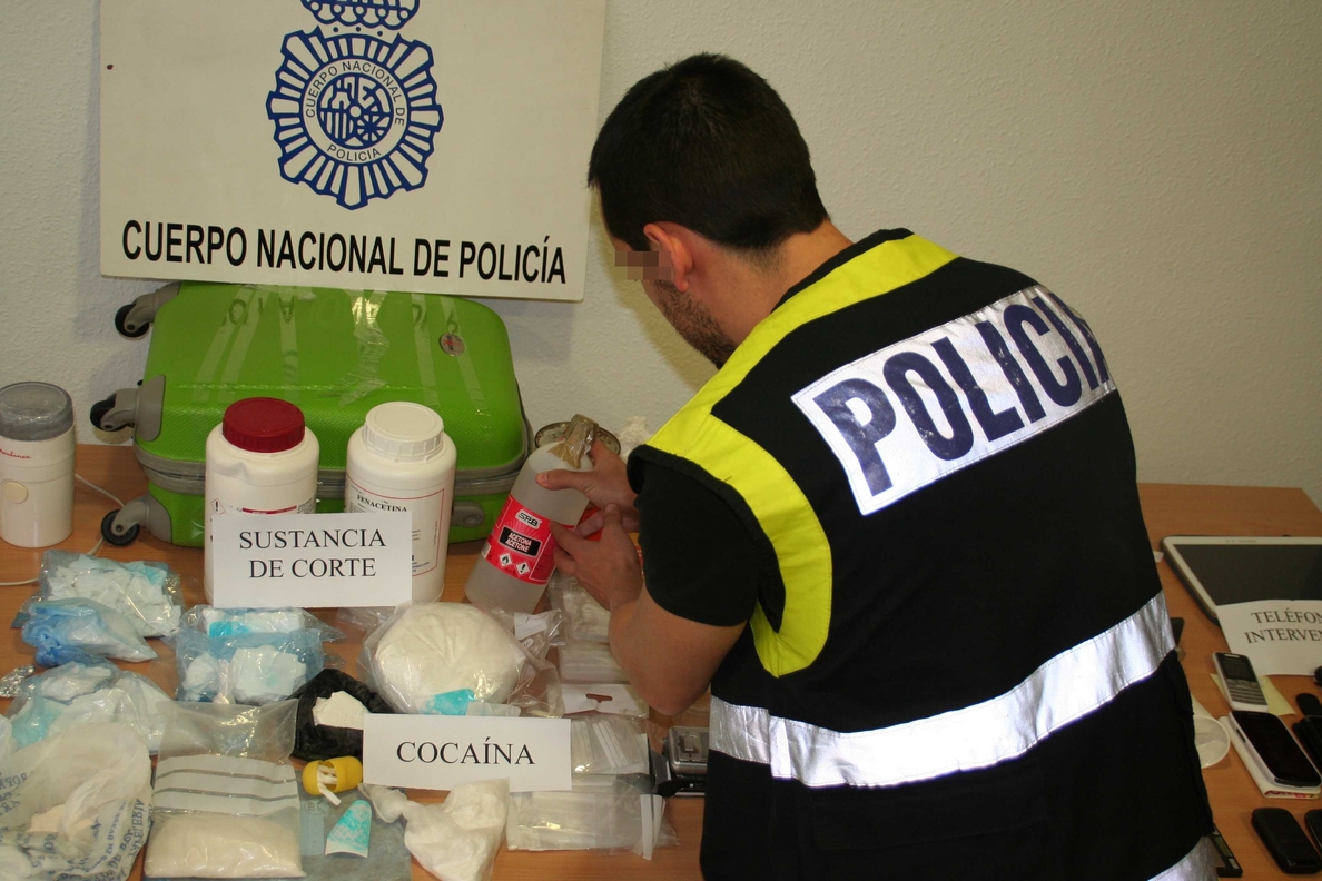 Desmantelado un laboratorio de cocaína y detenidas cuatro personas con 1,5 kilos de gran pureza en Almería