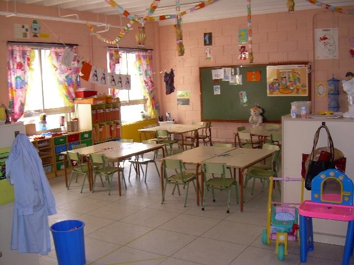 El Gobierno extremeño destina 2,3 millones a subvencionar el funcionamiento de escuelas infantiles durante 2014