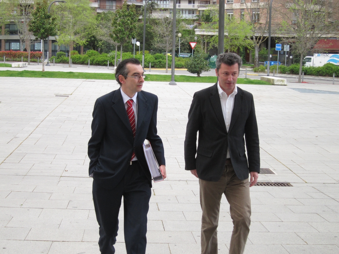El juez dicta la apertura de juicio oral contra el exdiputado del PP  Santiago Cervera