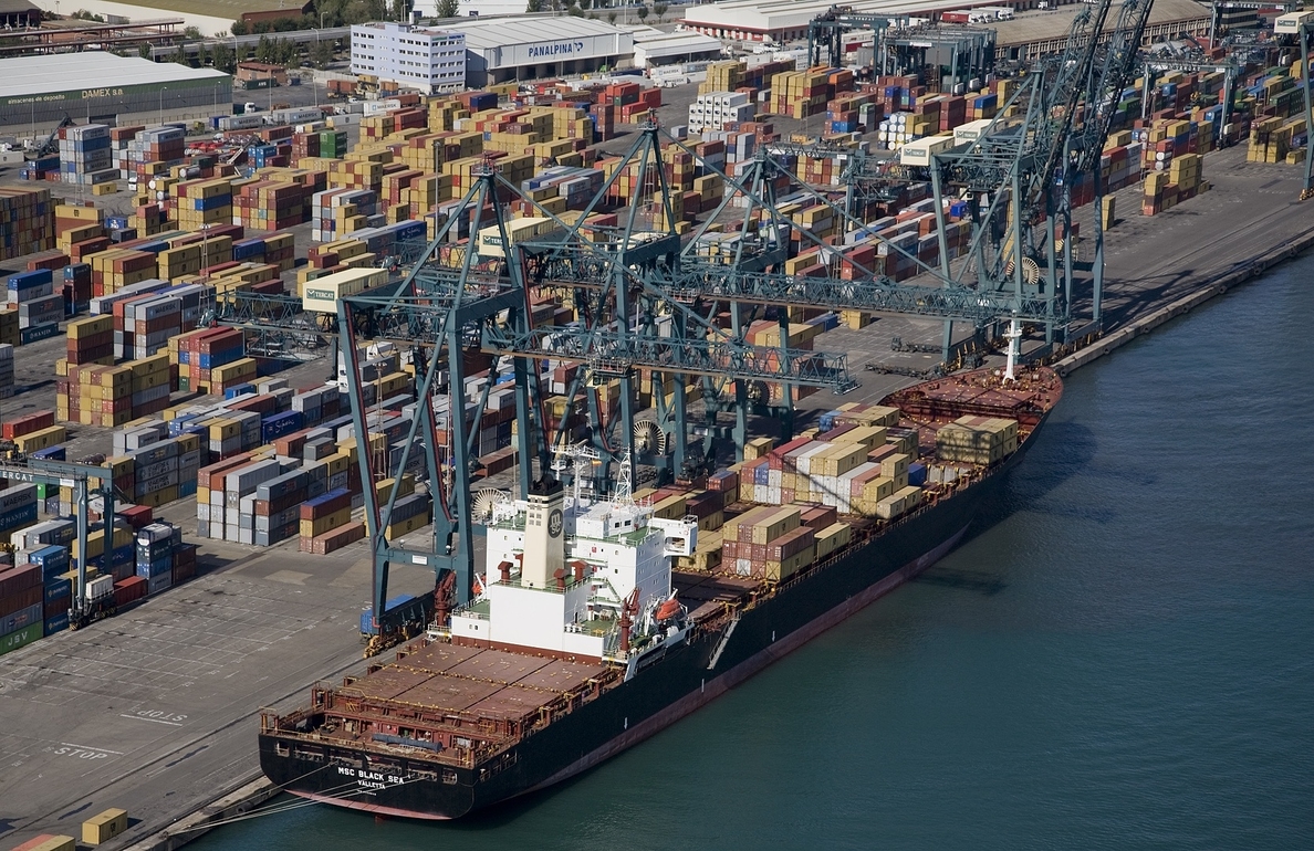 El tráfico de mercancías del Puerto de Barcelona crece un 9% el primer trimestre