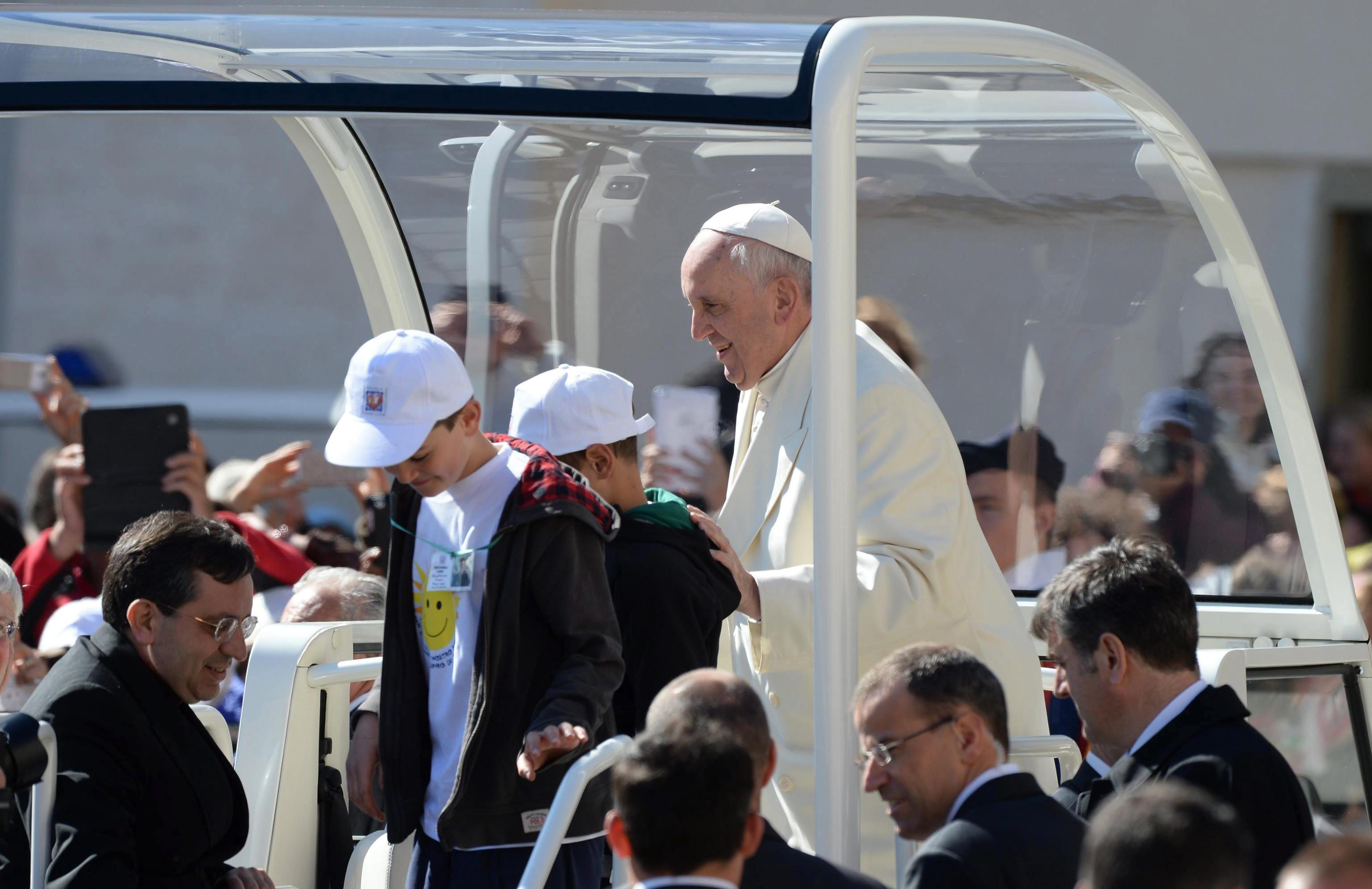 El papa Francisco recuerda a los sacerdotes las «hermanas» pobreza, fidelidad y obediencia