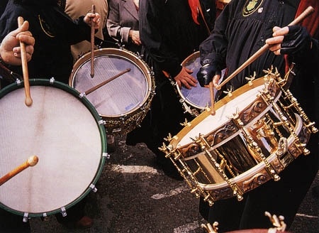 Bandas de Cornetas y Tambores de Albacete se darán cita esta noche para vivir su tamborada