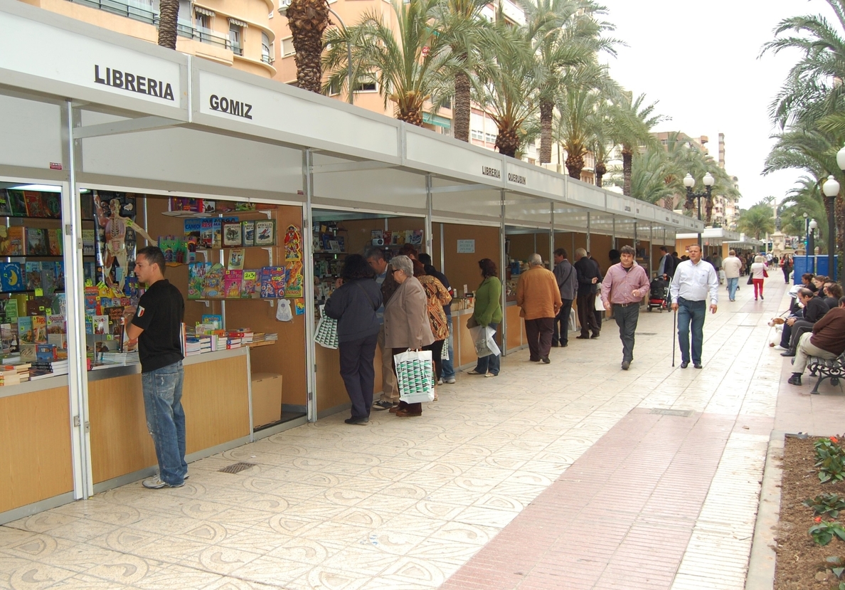 La Feria del Libro de Alicante arranca este miércoles con la lectura de »Platero y yo»