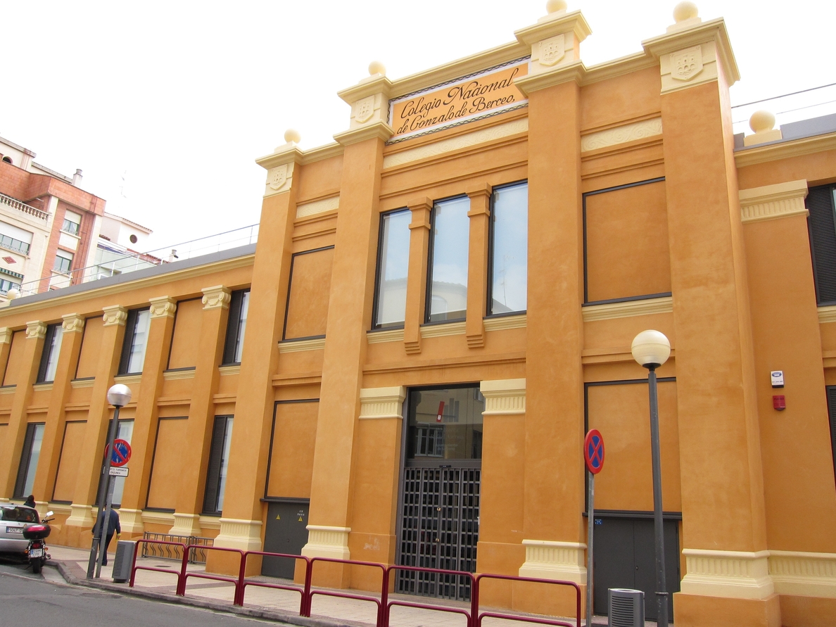 El PSOE critica que la Biblioteca Rafael Azcona continúa «medio vacía y con escasos materiales»