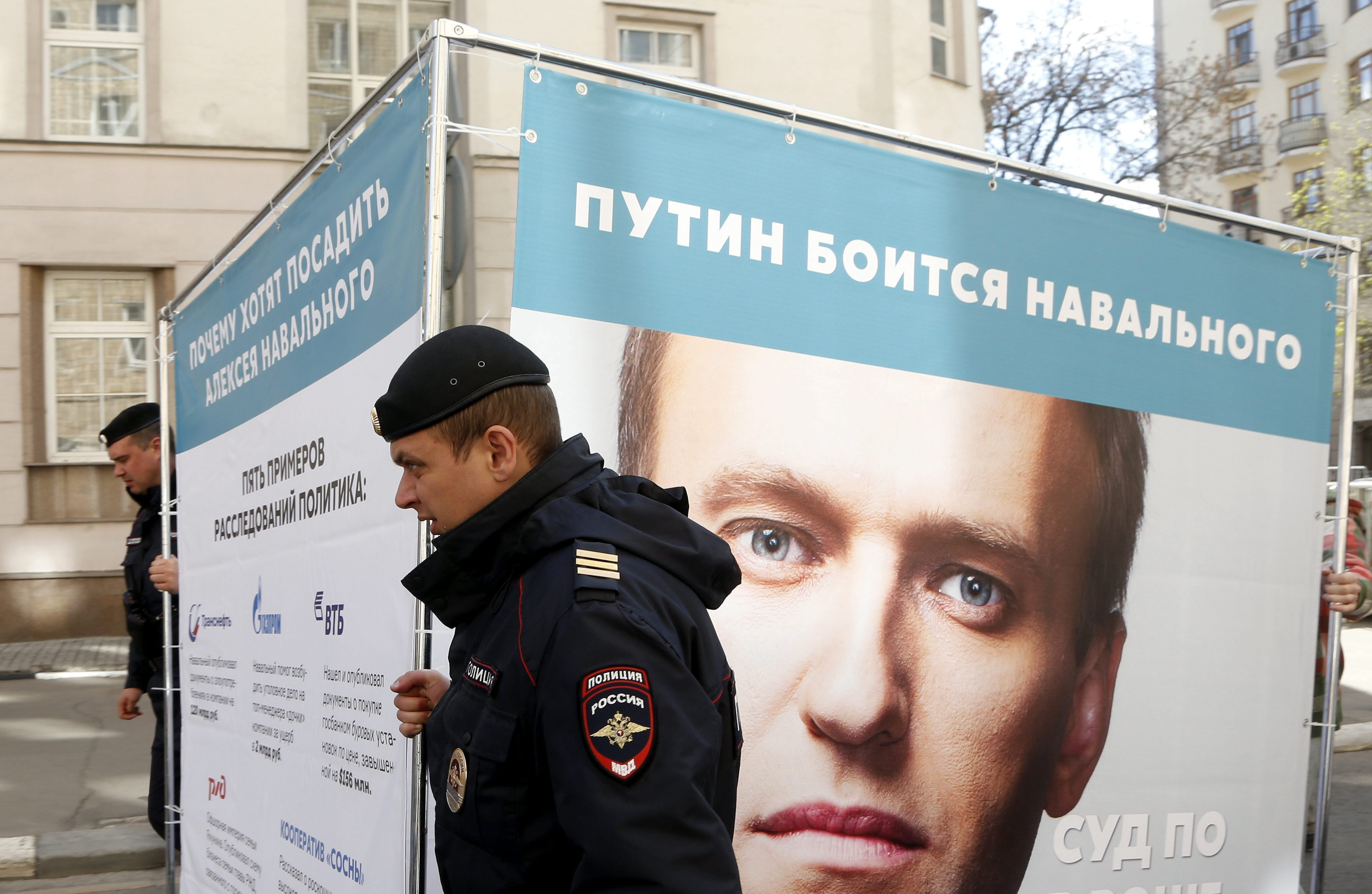 Amplían a 6 meses el arresto domiciliario del líder opositor ruso Navalni