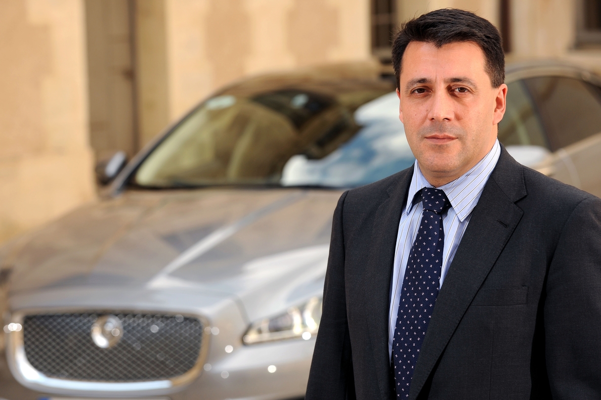 Jaguar Land Rover reorganiza estructura comercial y de marketing