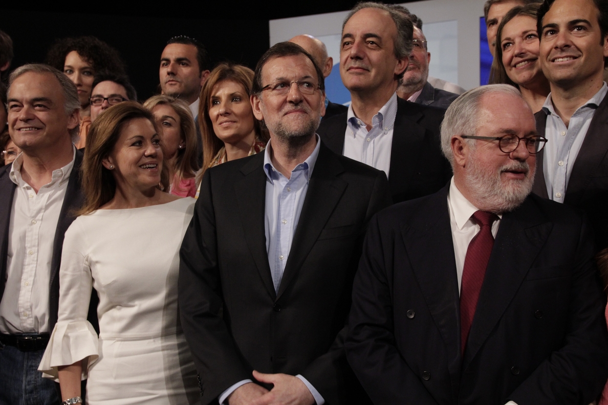 El PSOE reprocha en un vídeo el triunfalismo tras la EPA de Rajoy y Cañete