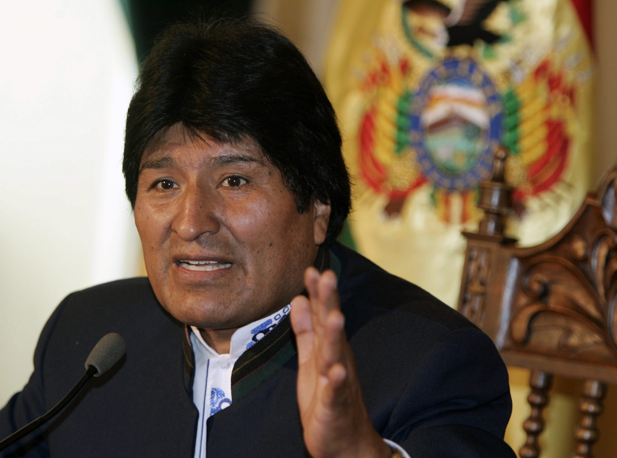 Evo Morales realiza una visita sorpresa a Cuba y se reúne con Raúl Castro
