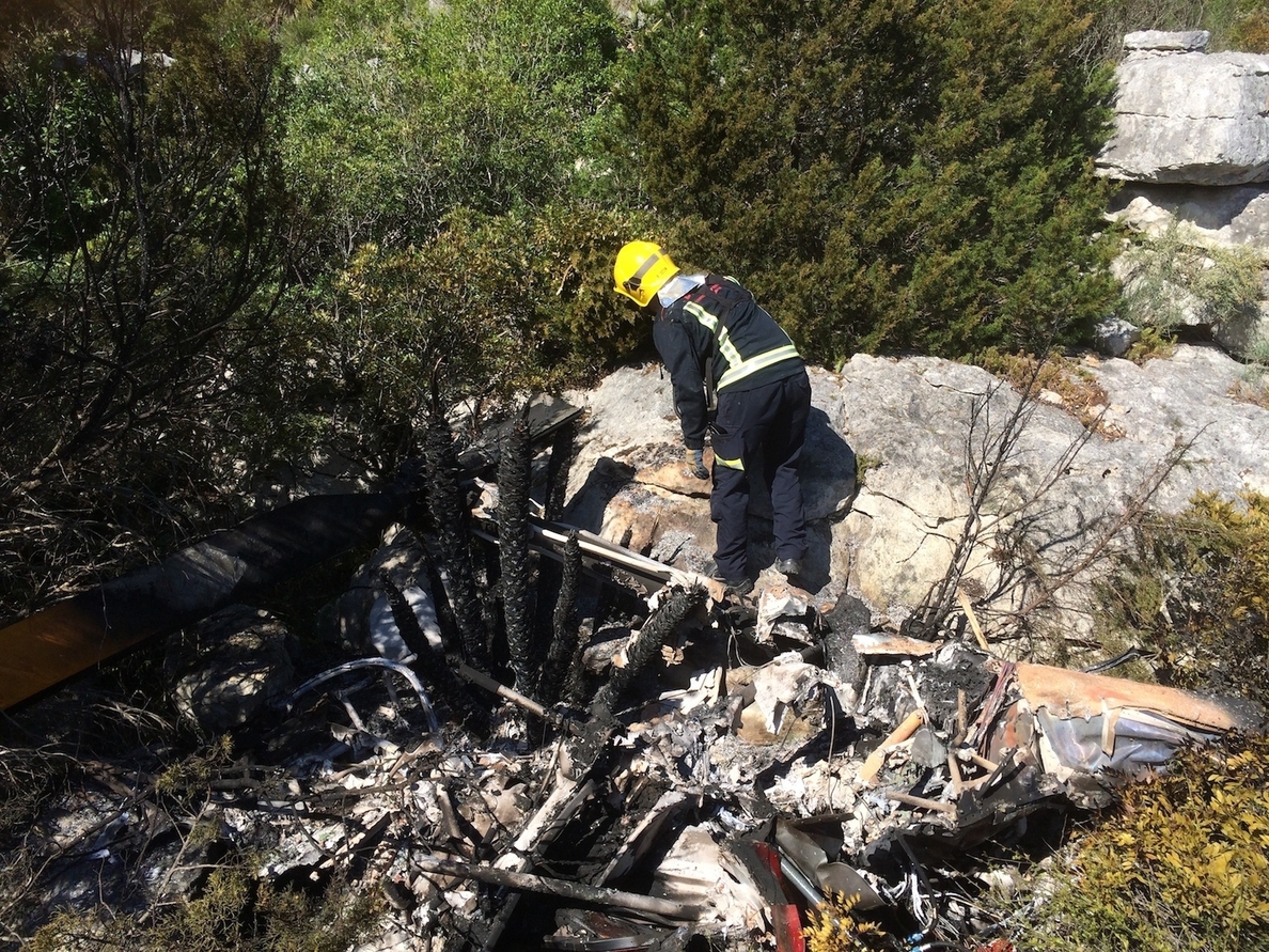 Rescatan el cadáver del piloto del helicóptero accidentado en Casares