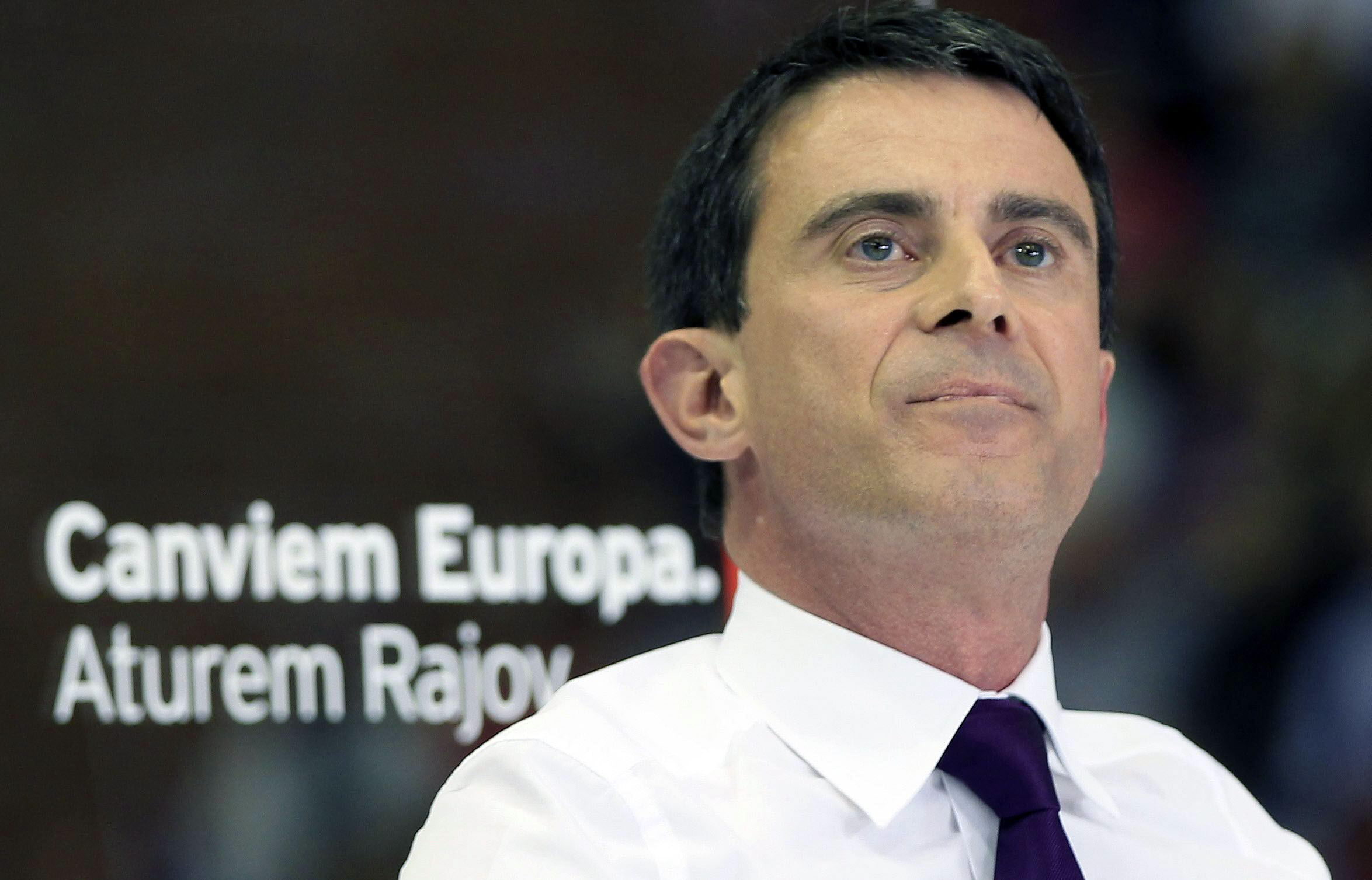 Manuel Valls, patronal y sindicatos, enfrentados por cambios en la ley laboral