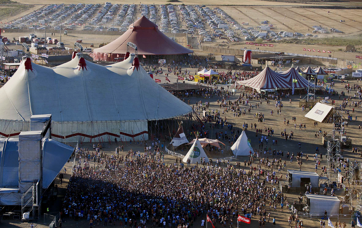 El montaje del Monegros Desert Festival comienza hoy con más de 200 operarios