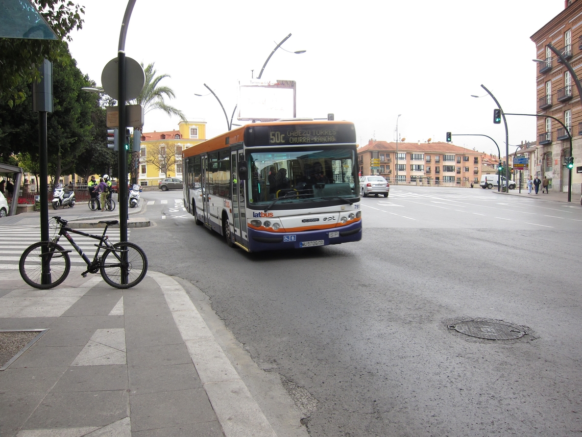 La Región de Murcia registra el cuarto mayor aumento en el número de viajeros en autobús en mayo