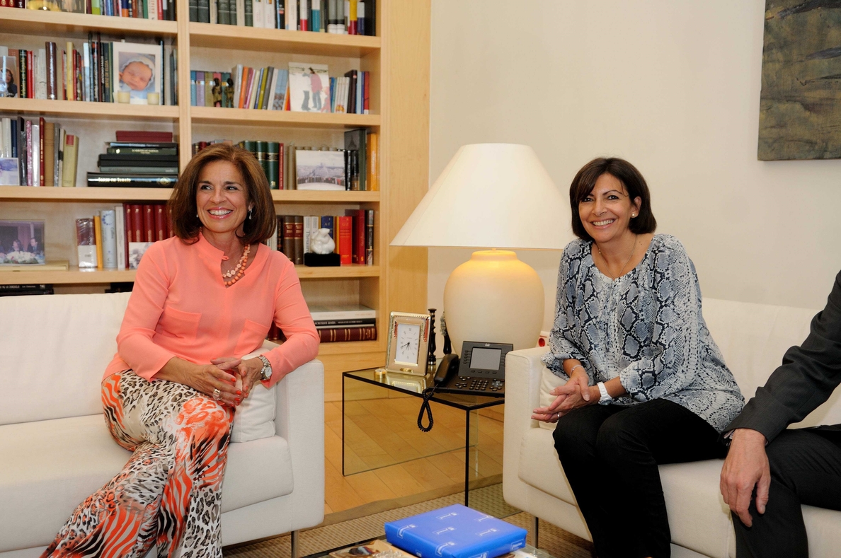 Anne Hidalgo invita a Botella a participar en la cumbre sobre desarrollo sostenible que se celebrará en París en 2015