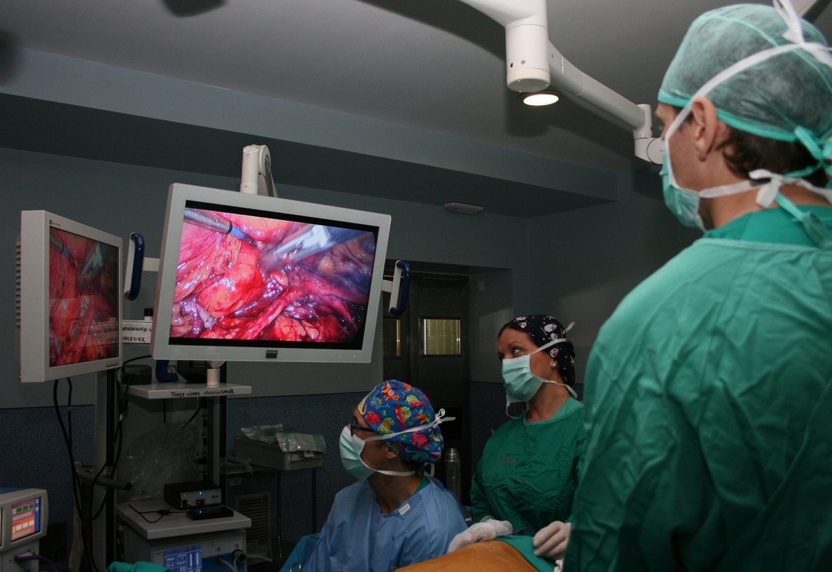 El Hospital Universitario Doctor Peset realiza su primer trasplante renal de donante vivo