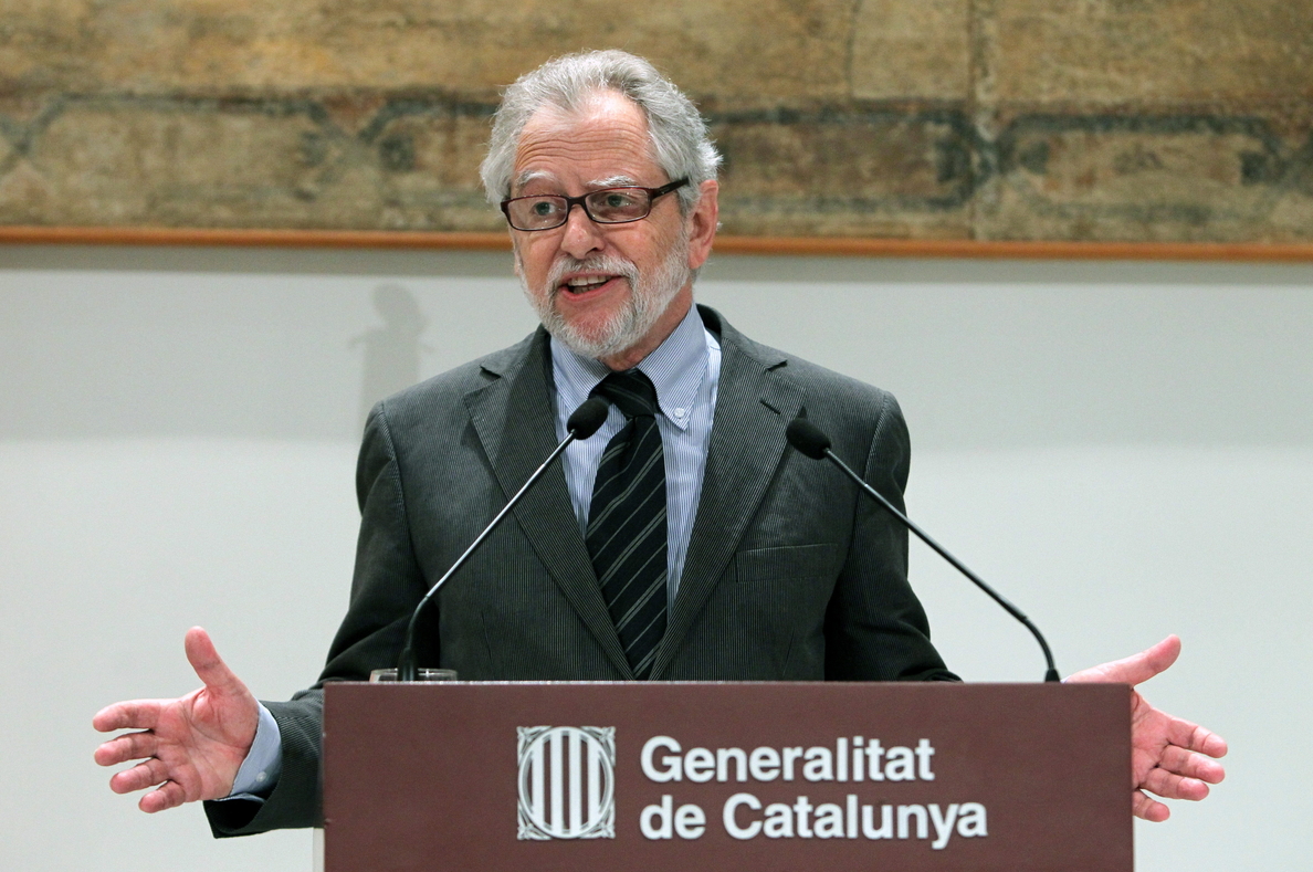 Asesores de Mas ven posible mantener el euro en una Cataluña independiente