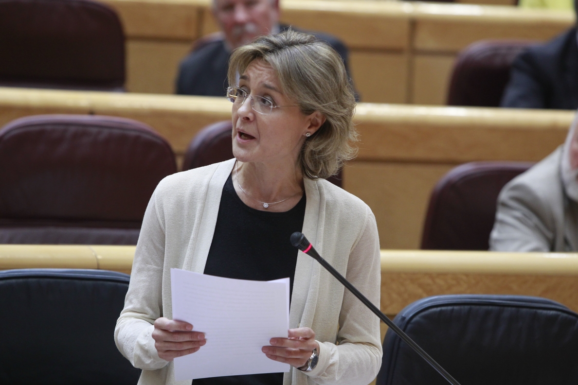 La ministra de Medio Ambiente detallará hoy en el Senado sus planes en el ministerio