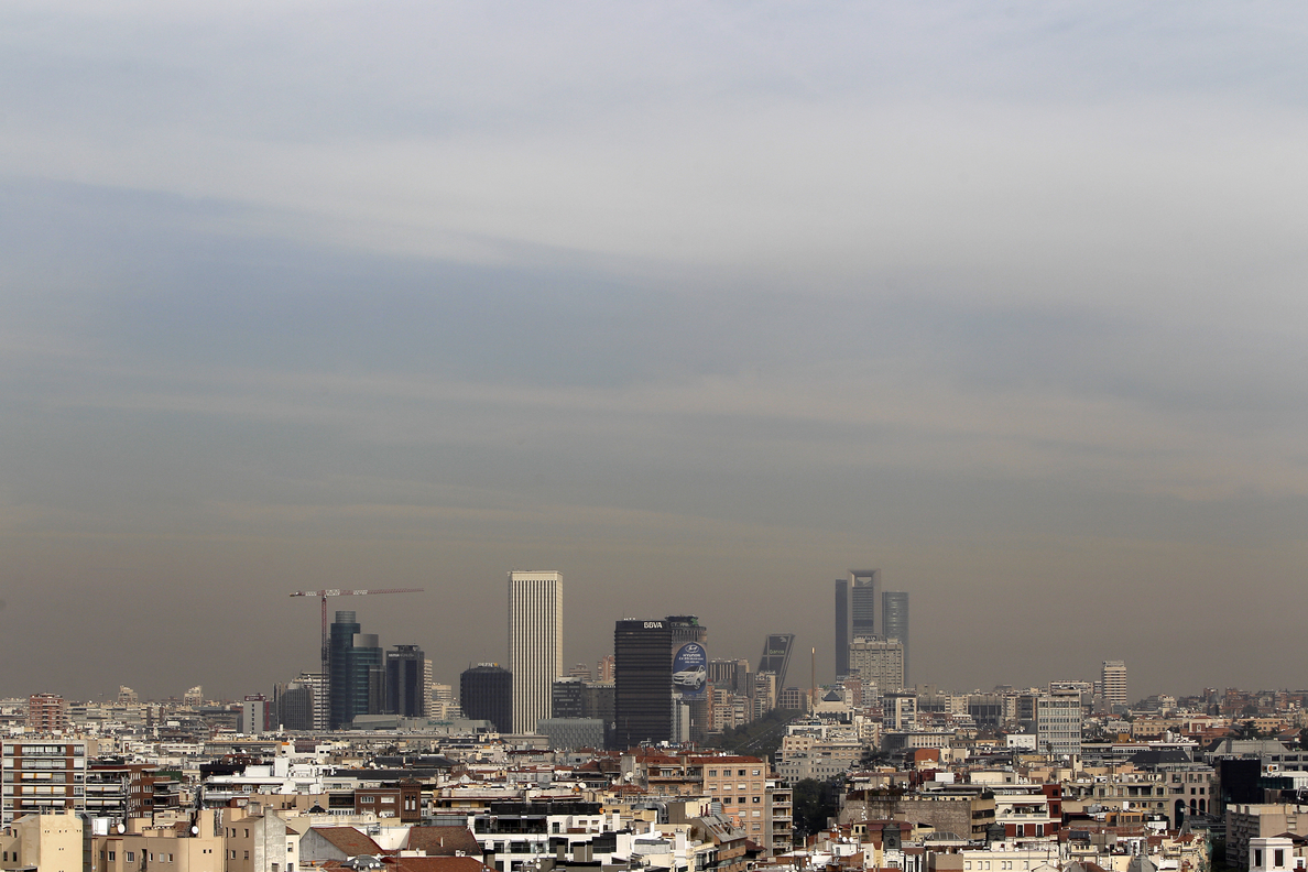Madrid restringirá el tráfico y limitará la velocidad cuando haya alta contaminación