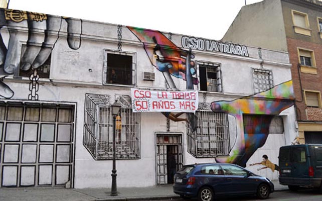 El Ayuntamiento aplaza el desalojo del centro social La Traba por la presión social
