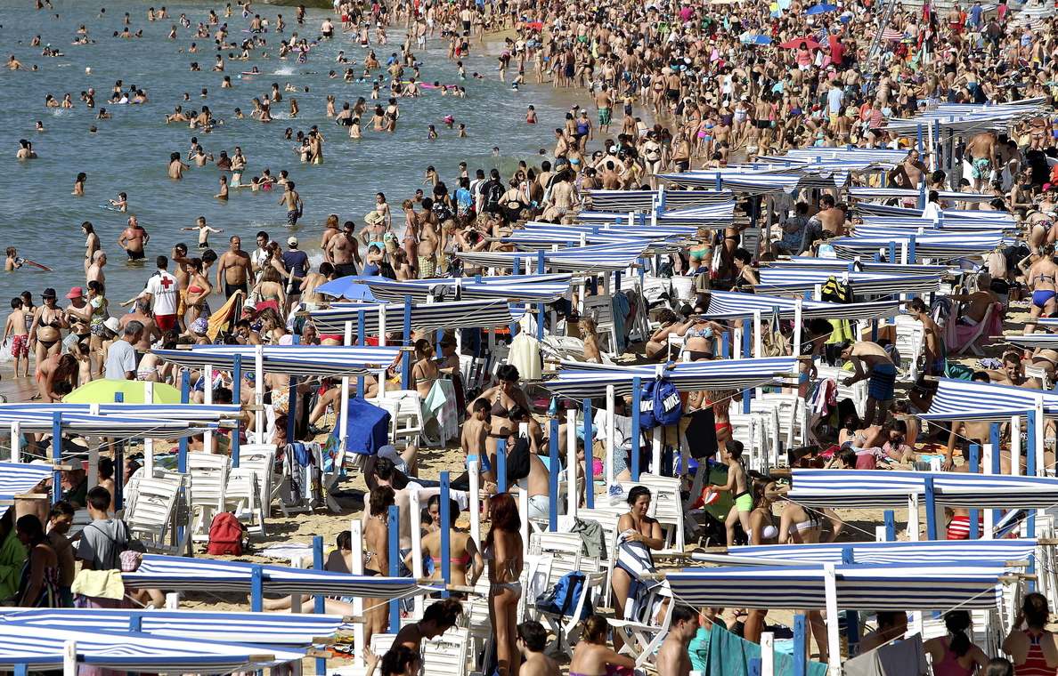 Los turistas extranjeros en busca de playa impulsan un nuevo récord de visitas hasta junio