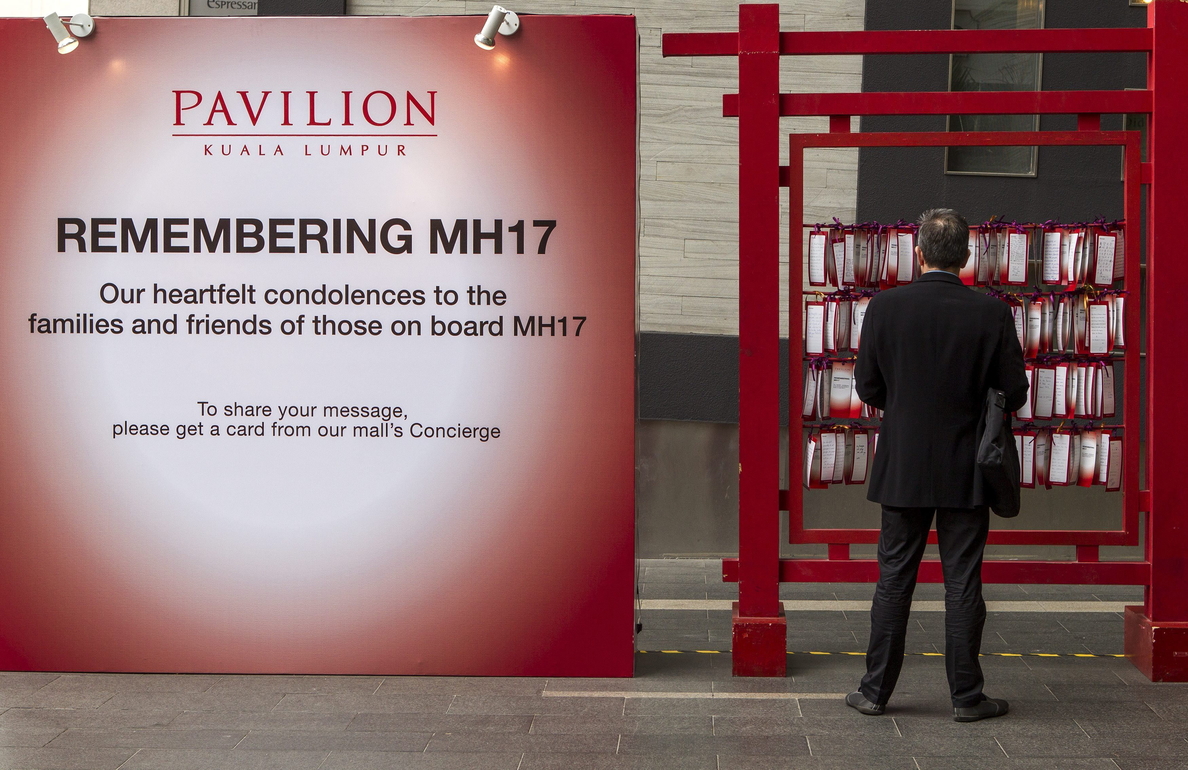 Australia teme que aún queden cadáveres del MH17 a la intemperie en Ucrania