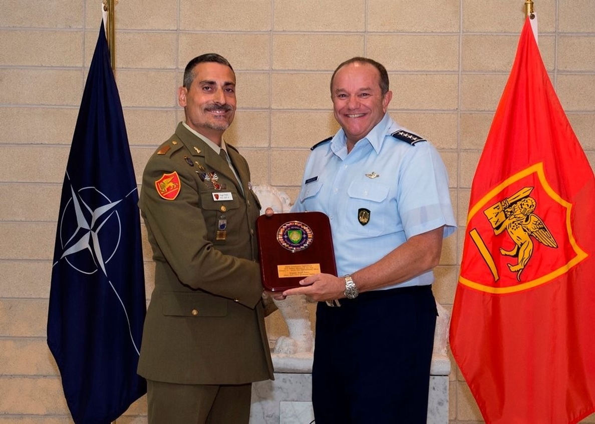 Un brigada español, premiado como »suboficial del año» de la Estructura de Operaciones de la OTAN
